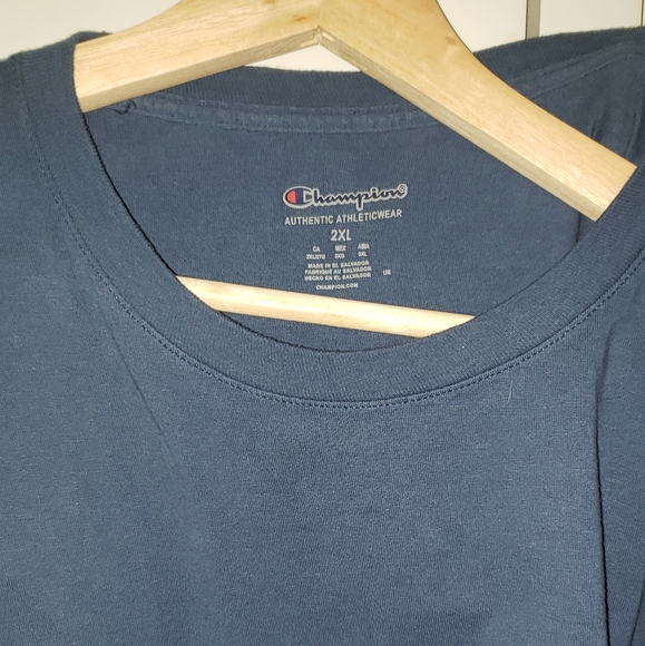 Champion xxl tshirt new condition. - Picture 2 of 2